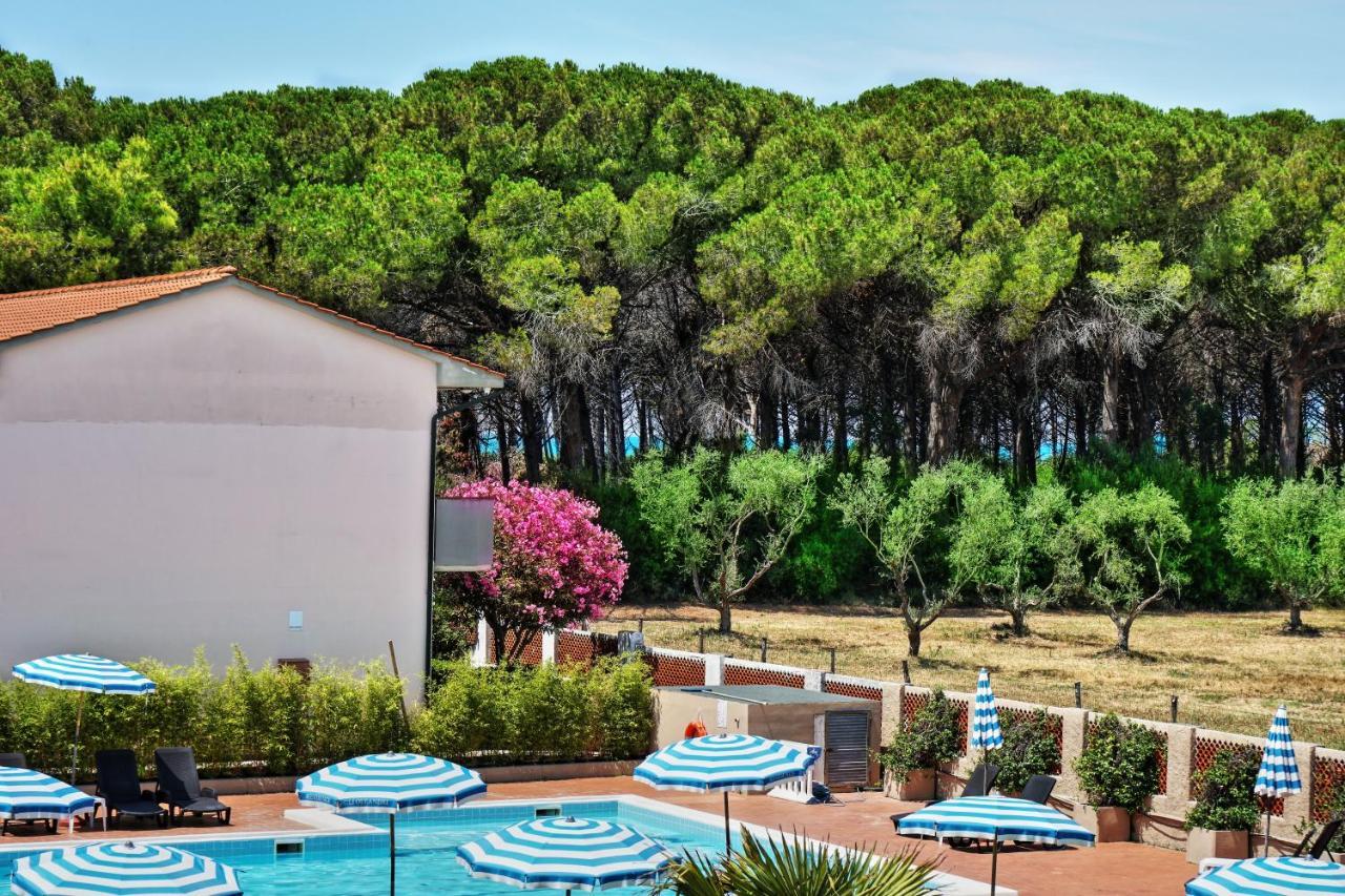 Oleandri Suite Hotel Vada Exterior foto