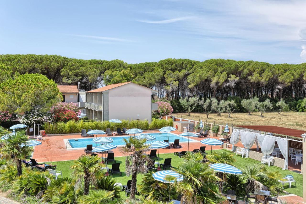 Oleandri Suite Hotel Vada Exterior foto