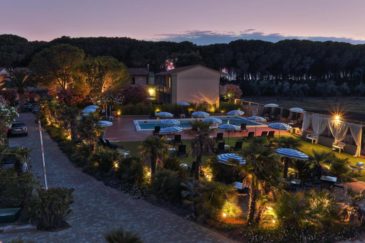 Oleandri Suite Hotel Vada Exterior foto