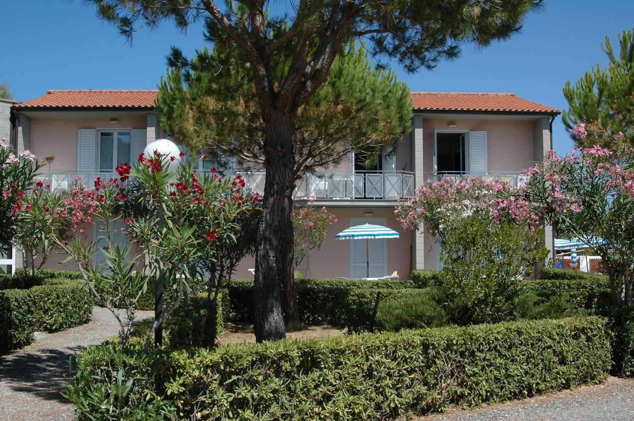 Oleandri Suite Hotel Vada Exterior foto