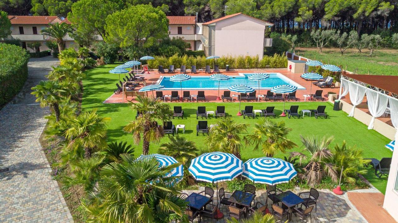 Oleandri Suite Hotel Vada Exterior foto